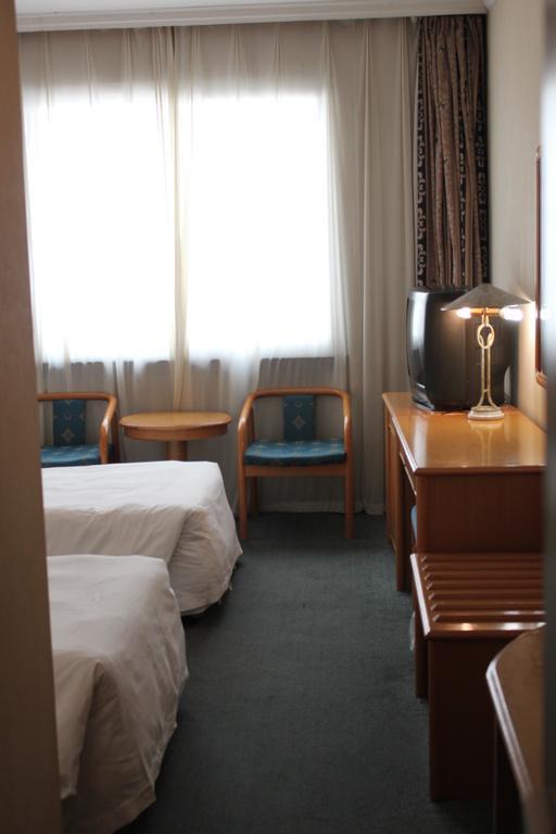 Fuhao Hotel Beijing Room photo