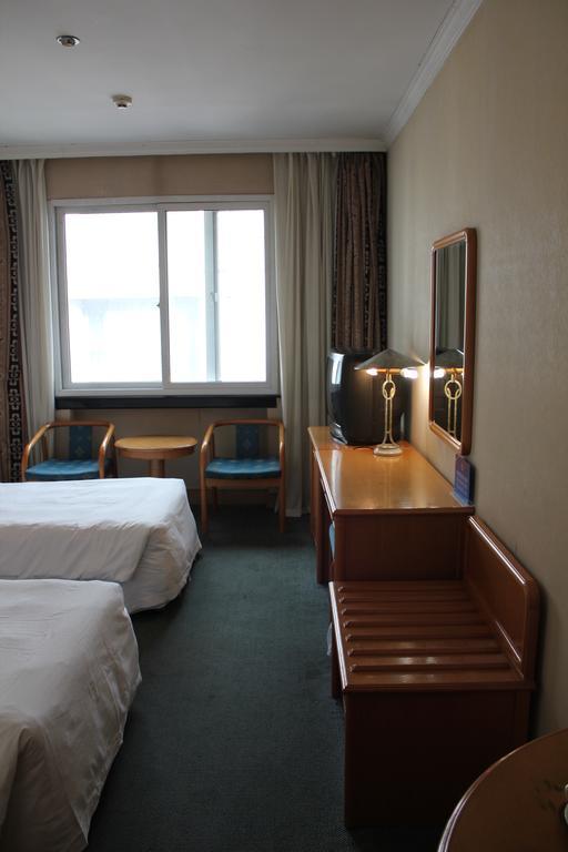 Fuhao Hotel Beijing Room photo