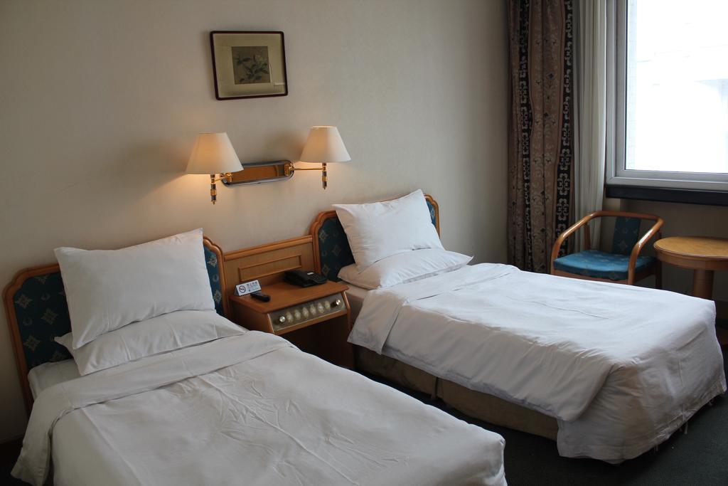 Fuhao Hotel Beijing Room photo