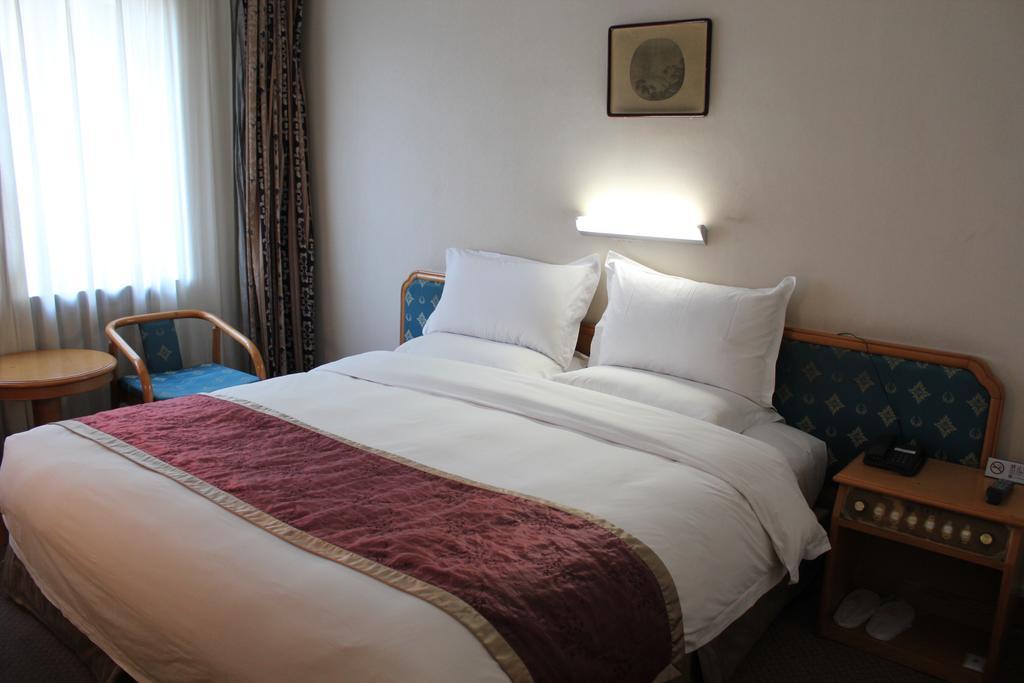 Fuhao Hotel Beijing Room photo